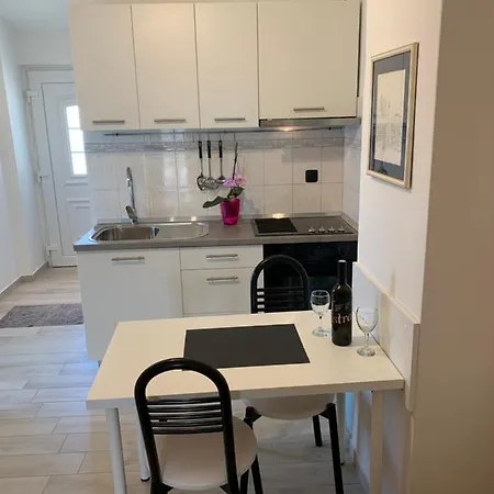 Martina ---80m From The Sea--- Appartement