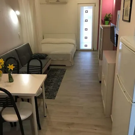 Martina ---80m From The Sea--- Appartement *