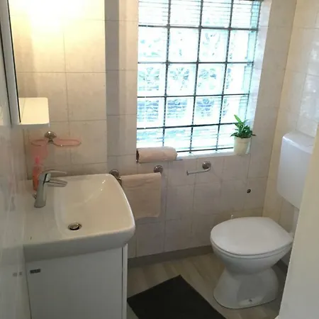 Appartement Martina ---80m From The Sea---