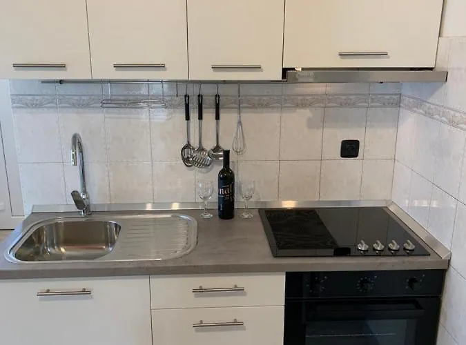 Martina ---80m From The Sea--- Apartamento *