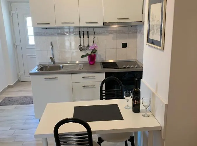 Martina ---80m From The Sea--- Apartamento