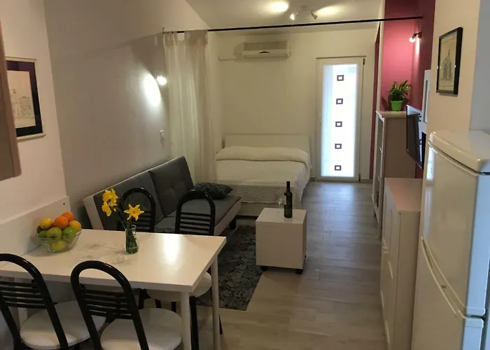 Martina ---80m From The Sea--- Apartamento