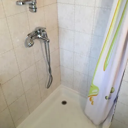 Martina ---80m From The Sea--- Apartment Pula