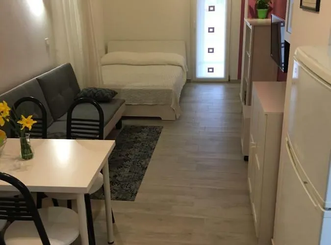 Martina ---80m From The Sea--- Апартаменты *